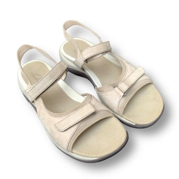 Clarks Women’s Size 8 Springers Beige Strap Comfort Leather Sandals - Picture 6 of 13